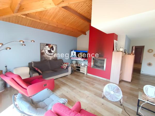 Maison à MOUTIERS-LES-MAUXFAITS, 85540 - 5 pièces 131m²