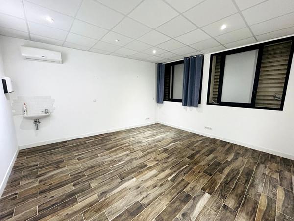 Local Commercial Saint Pierre - Montesoro