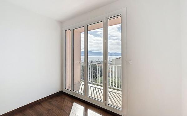 Appartement à louer    4 pièces • 82,41 m2 Ajaccio