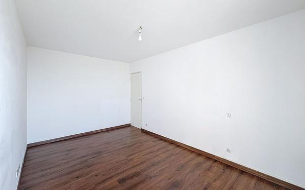 Appartement à louer    4 pièces • 82,41 m2 Ajaccio