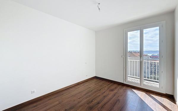 Appartement à louer    4 pièces • 82,41 m2 Ajaccio