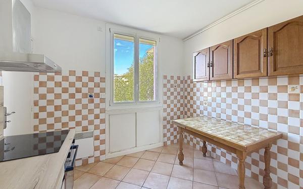 Appartement à louer    4 pièces • 82,41 m2 Ajaccio