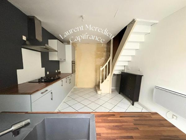 Maison de ville pleine de charme – Centre-ville de Saint-André-de-Cubzac