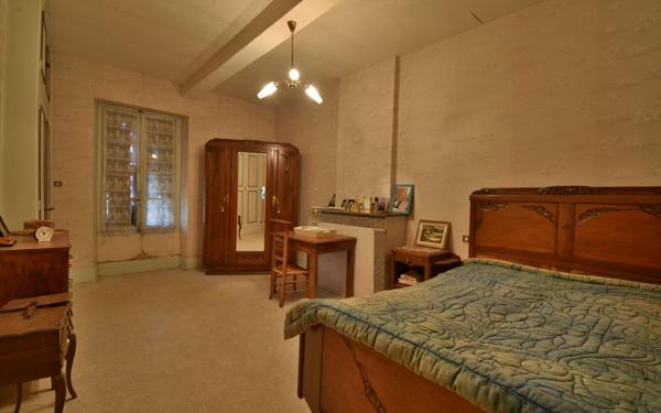 Maison à vendre    5 pièces • 145 m2 Romans-sur-Isère