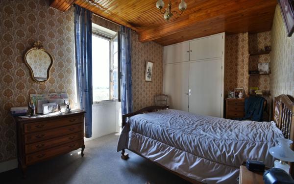 Maison à vendre    5 pièces • 145 m2 Romans-sur-Isère