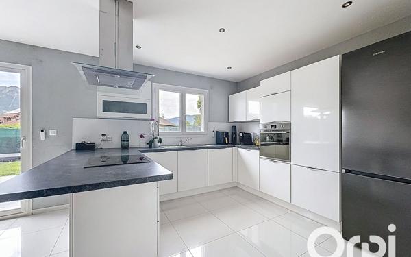 Maison à vendre    5 pièces • 88,44 m2 Marnaz