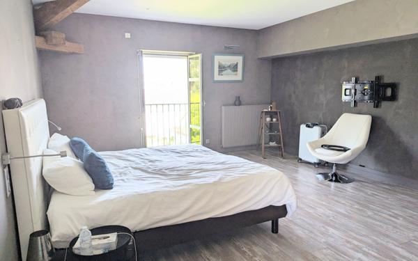 Maison à vendre    5 pièces •  Bourg-en-Bresse