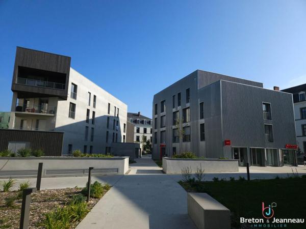New Studio Ferrié District in LAVAL