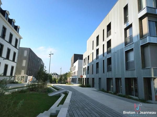 New Studio Ferrié District in LAVAL