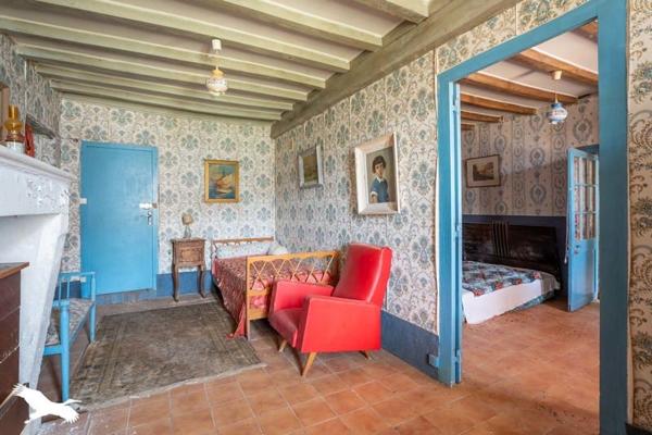 Maison 169 087 € Mirambeau 9 p 270 m² DPE F
