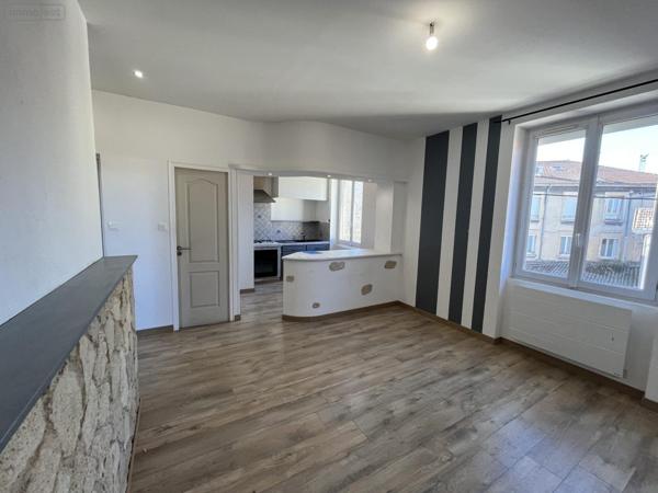 Appartement à louer à Ambérieu-en-Bugey dans l'Ain (01500), ref : LA2932-01032