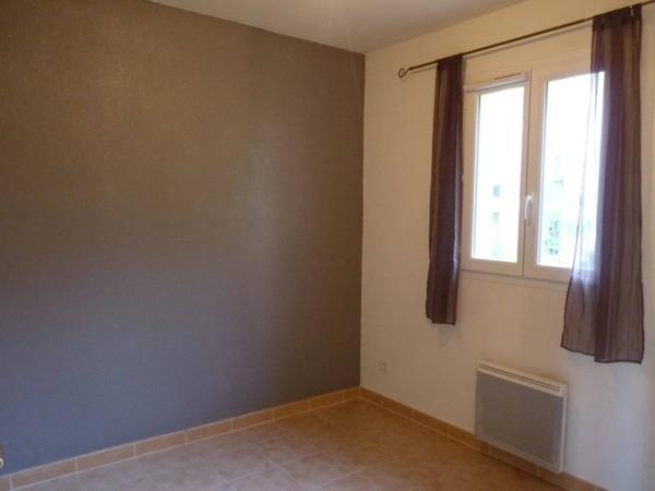 Maison T4 avec piscine neuve pour la résidence et parking à Mallemort