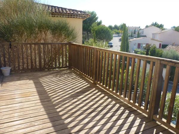 Maison T4 avec piscine neuve pour la résidence et parking à Mallemort