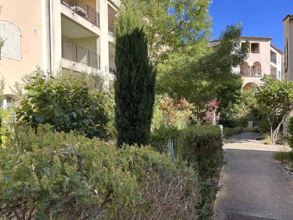 Maison T4 avec piscine neuve pour la résidence et parking à Mallemort