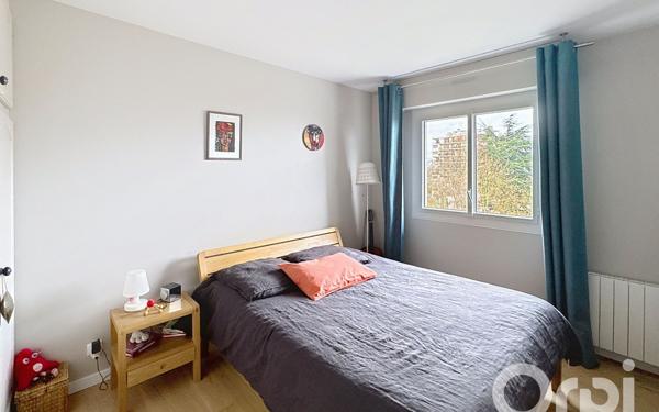 Appartement à vendre    4 pièces • 105,30 m2 Clamart