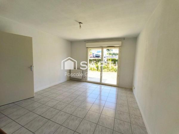 APPARTEMENT 40 m² T2 AVEC JARDINNET – JONZAC