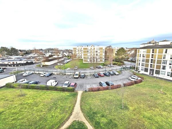 APPARTEMENT A VENDRE REIMS/LIMITE CORMONTREUIL - T4 dernier étage avec 3 chambres