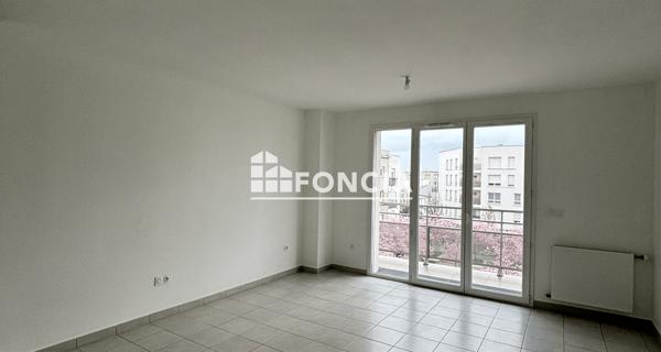 Location Appartement 3 pièces 75.6 m² - Goussainville 95190