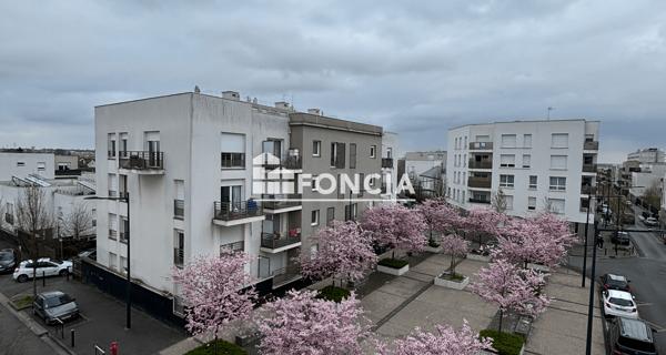 Location Appartement 3 pièces 75.6 m² - Goussainville 95190
