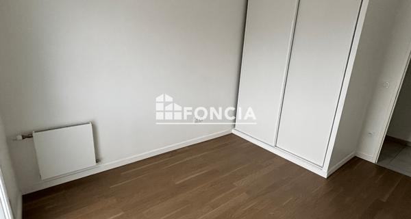 Location Appartement 3 pièces 75.6 m² - Goussainville 95190