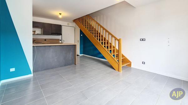 Location appartement La Roche Sur Yon : 700 € - AJP Immobilier La Roche-sur-Yon