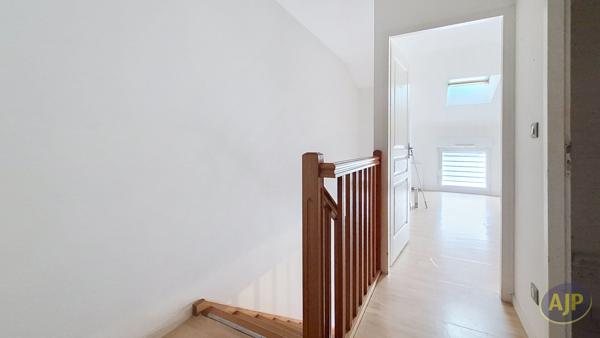 Location appartement La Roche Sur Yon : 700 € - AJP Immobilier La Roche-sur-Yon