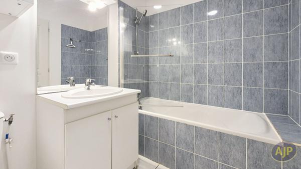 Location appartement La Roche Sur Yon : 700 € - AJP Immobilier La Roche-sur-Yon