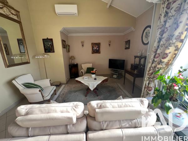 Maison à vendre 5 pièces 120 m² Caissargues