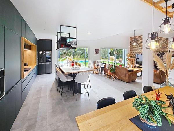 Magnifique traditionnelle refaîte à neuf