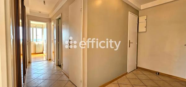 Appartement
         4 pièces
        - 82 m² Exclusivité 252 000 € *