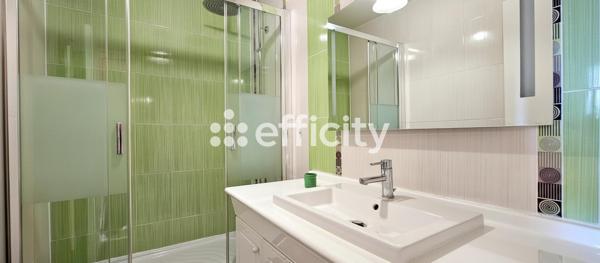 Appartement
         4 pièces
        - 82 m² Exclusivité 252 000 € *
