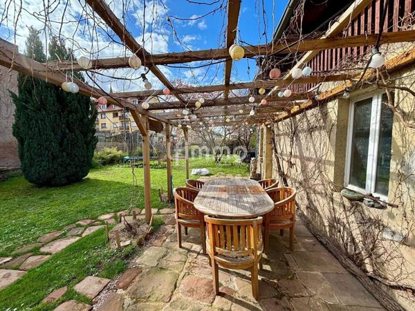 À vendre à Sélestat – Élégante maison de maître avec jardin arboré