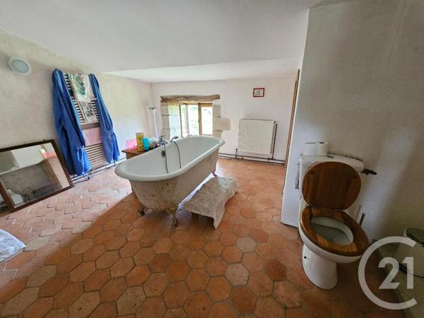 Maison à vendre  14 pièces - 501 m2 ST GERVAIS LES TROIS CLOCHERS - 86