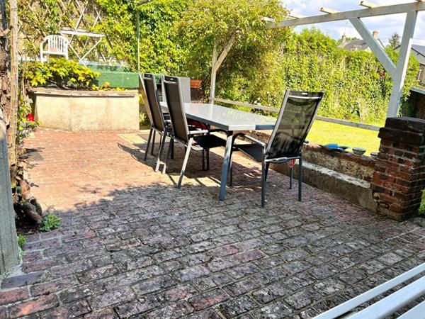 MAISON DE CARACTERE   20mn TGV VENDOME