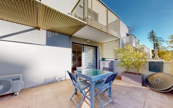 Appartement à vendre    4 pièces • 92,69 m2 Lyon 5