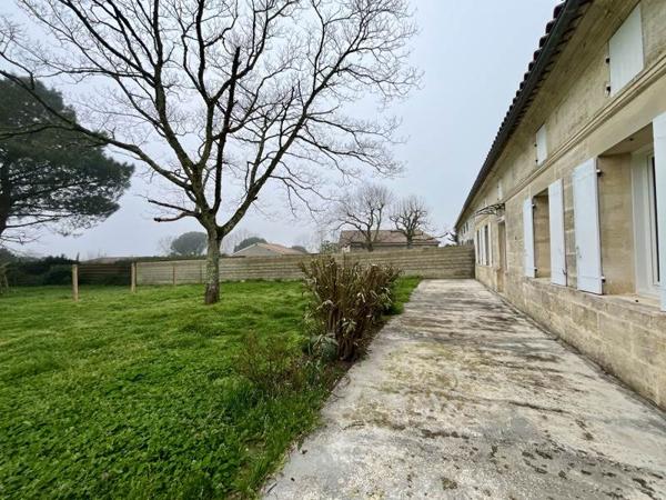 Maison à louer |                                        Laruscade |                                        4 pièces  | 115 m²