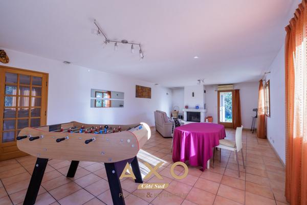 EXCLUSIVITE - GEMENOS - MAISON DE PLAIN PIED - T4 - GARAGE - PISCINE - 750 000