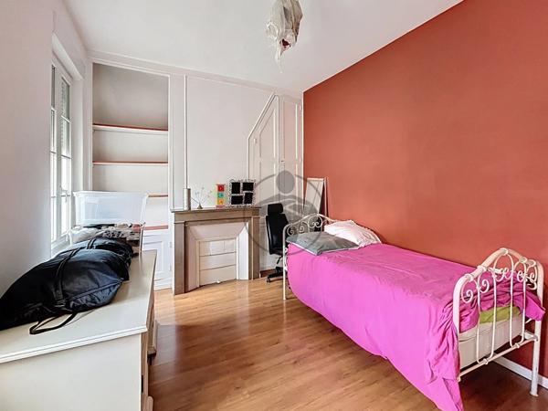 Vente Maison 9 pièces 237 m2 à Saint-Quentin