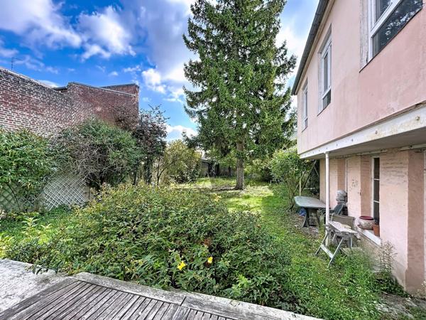 Vente Maison 9 pièces 237 m2 à Saint-Quentin