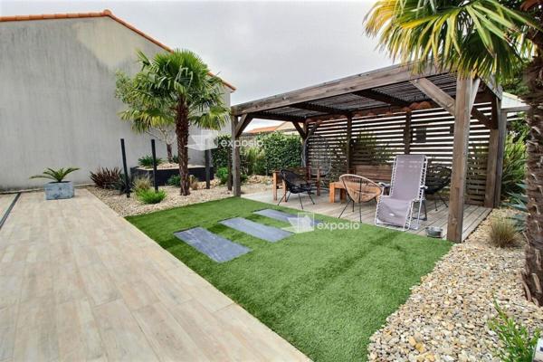 Maison Aiffres 8 pièce(s) 160.40 m2
