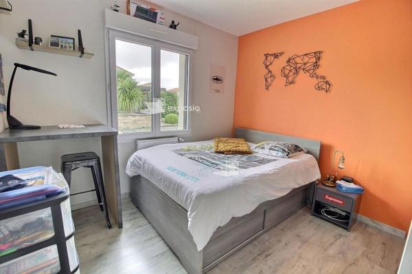 Maison Aiffres 8 pièce(s) 160.40 m2