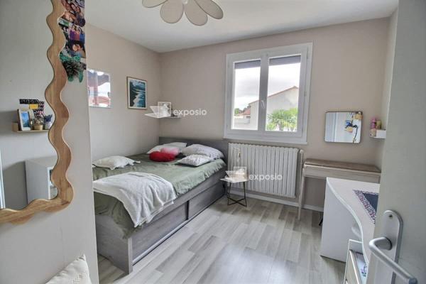 Maison Aiffres 8 pièce(s) 160.40 m2