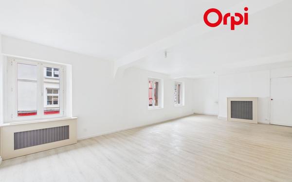 Appartement à louer    3 pièces •  Bernay