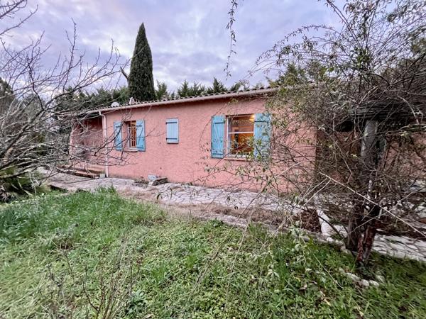 Lorgues (83510) LORGUES maison de plain-pied type 4 pièces à rénover avec garage