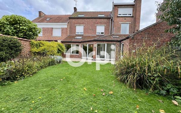 Maison à vendre    7 pièces •  Hazebrouck