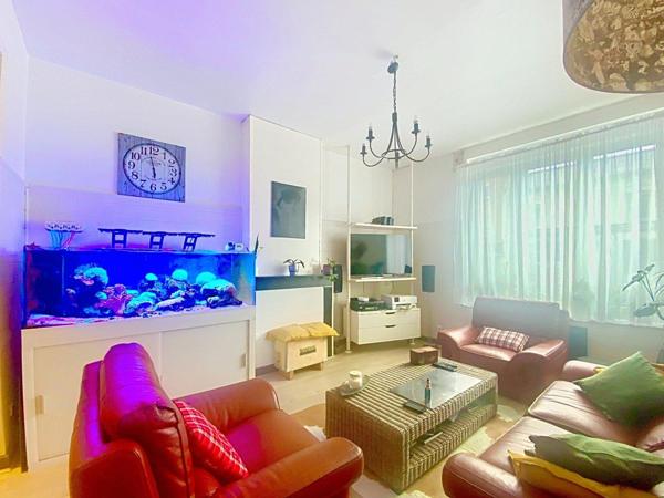 MAISON DE VILLE SEMI-INDIVIDUELLE LUMINEUSE ET CHALEUREUSE