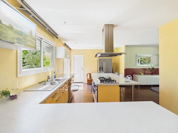 RARE - Maison familiale de 127 m² avec belle parcelle de 1 500 m² , Sadirac RARE - Maison familiale de 127 m² avec belle parcelle de 1 500 m² , Sadirac