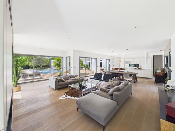 Propriété d'exception avec vu dégagée de 350m2 habitable sur parc de 3800m2 avec piscine , Bouliac Propriété d'exception avec vu dégagée de 350m2 habitable sur parc de 3800m2 avec piscine , Bouliac