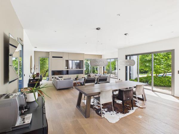 Propriété d'exception avec vu dégagée de 350m2 habitable sur parc de 3800m2 avec piscine , Bouliac Propriété d'exception avec vu dégagée de 350m2 habitable sur parc de 3800m2 avec piscine , Bouliac
