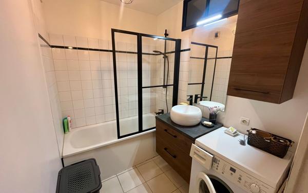 Appartement à vendre    3 pièces • 67 m2 Uzès